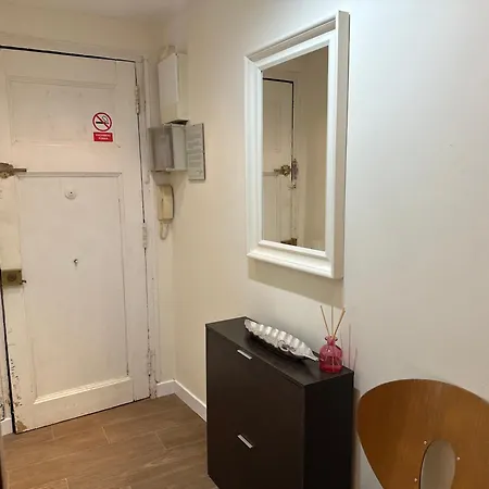 Close Park Gueell 2 * Barcelona