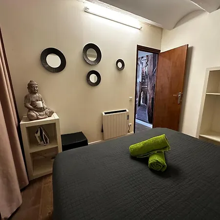 Apartment Close Park Gueell 2 *